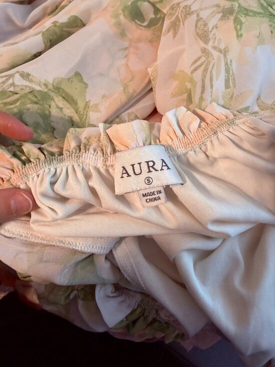 AURA Floral Dress Size S - Picture 6 of 6